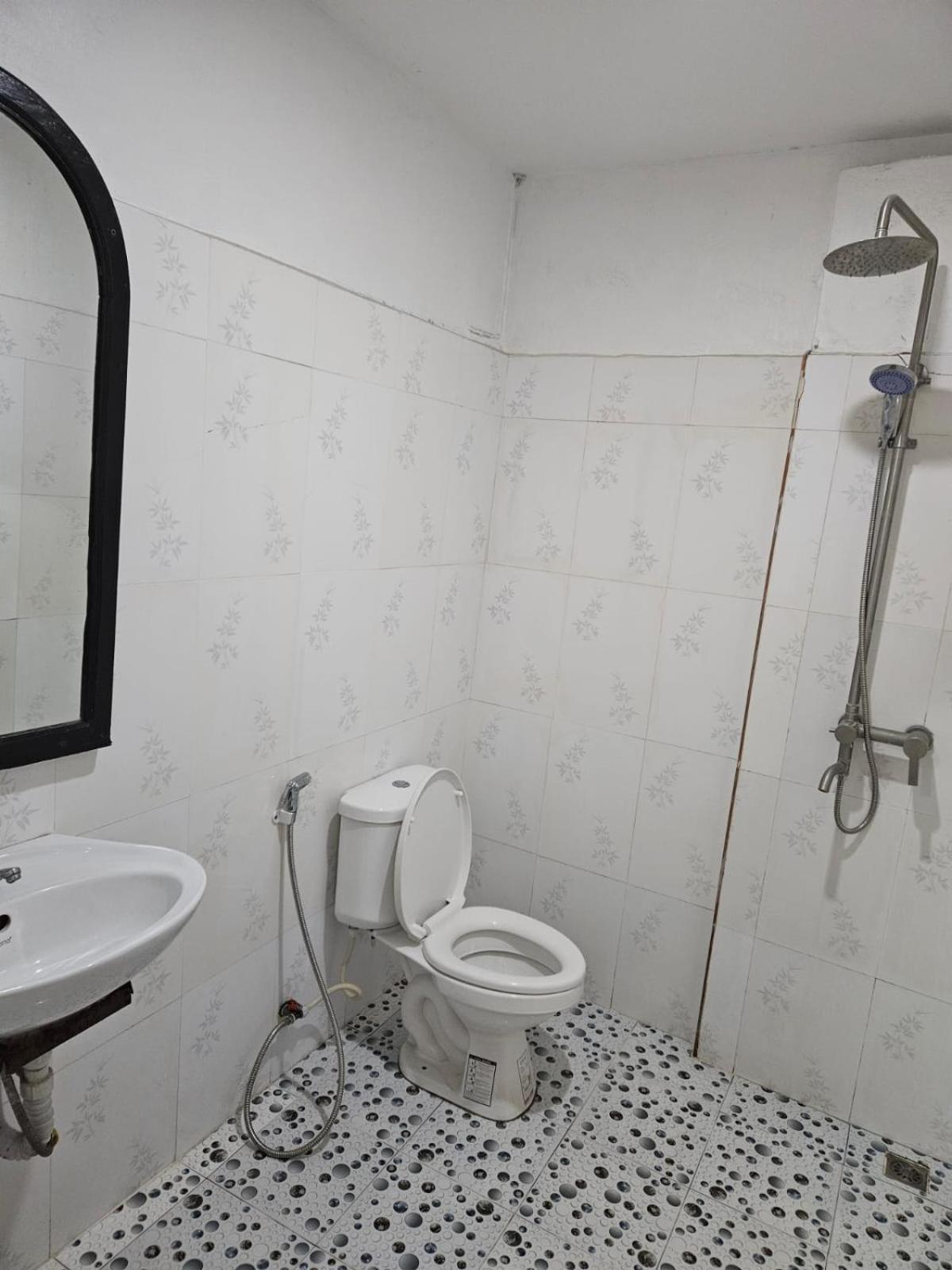 ルアンパバーン チトラトダ セントラル ビラ ハウス Bed & Breakfast エクステリア 写真