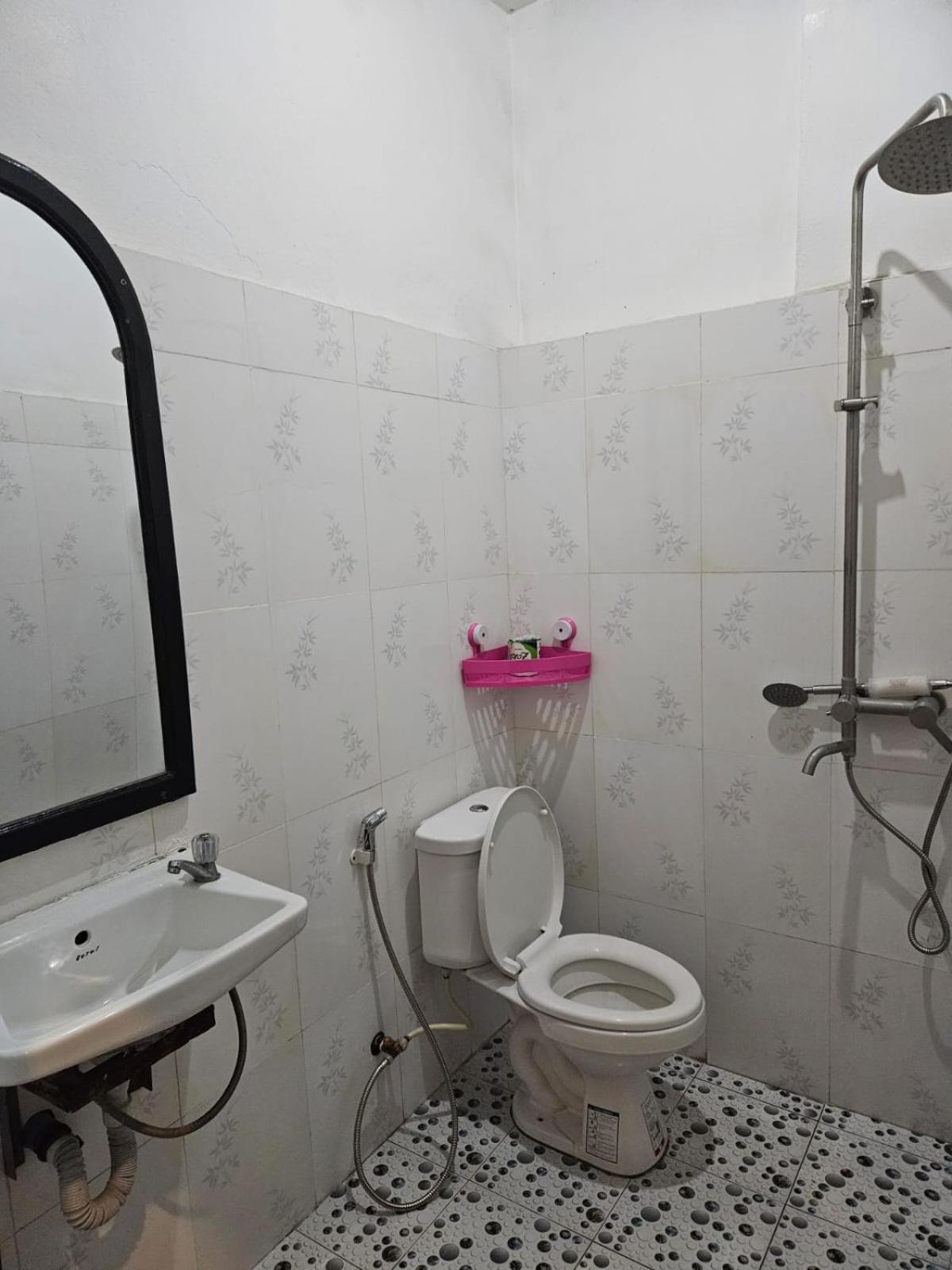 ルアンパバーン チトラトダ セントラル ビラ ハウス Bed & Breakfast エクステリア 写真